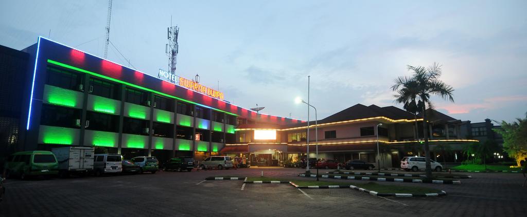 Hotel Swarna Dwipa Palembang Exterior photo